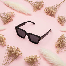 Designer Black Bold Wayfarer Sunglasses