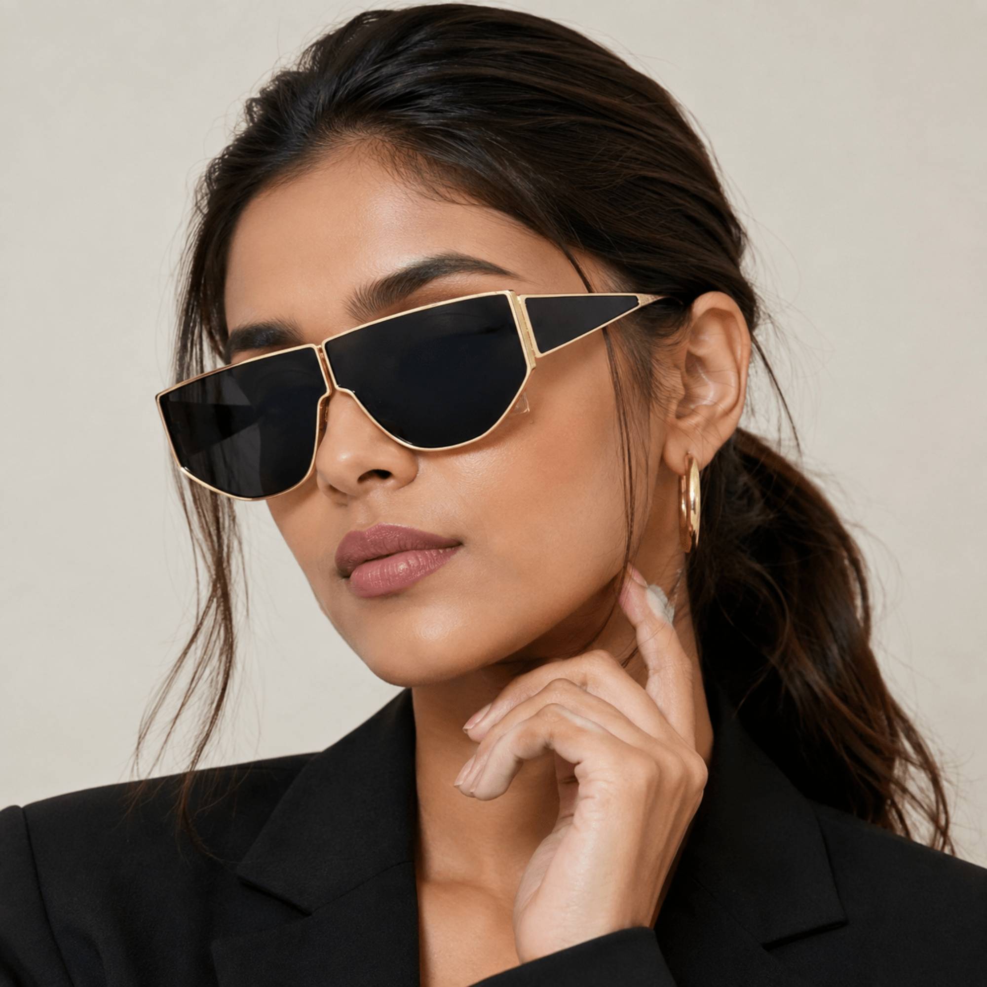Stylish Geometric Sunglasses for Men & Women-ELS2026S05-BLK GLD