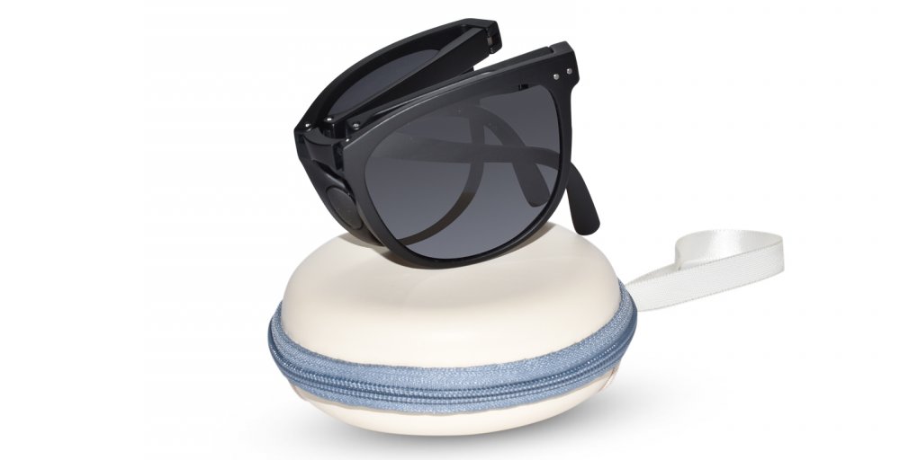 Wayfarer black foldable sunglasses